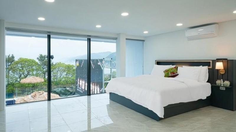 영덕 동광풀빌라 (Yeongdeok Donggwang Pool Villa)