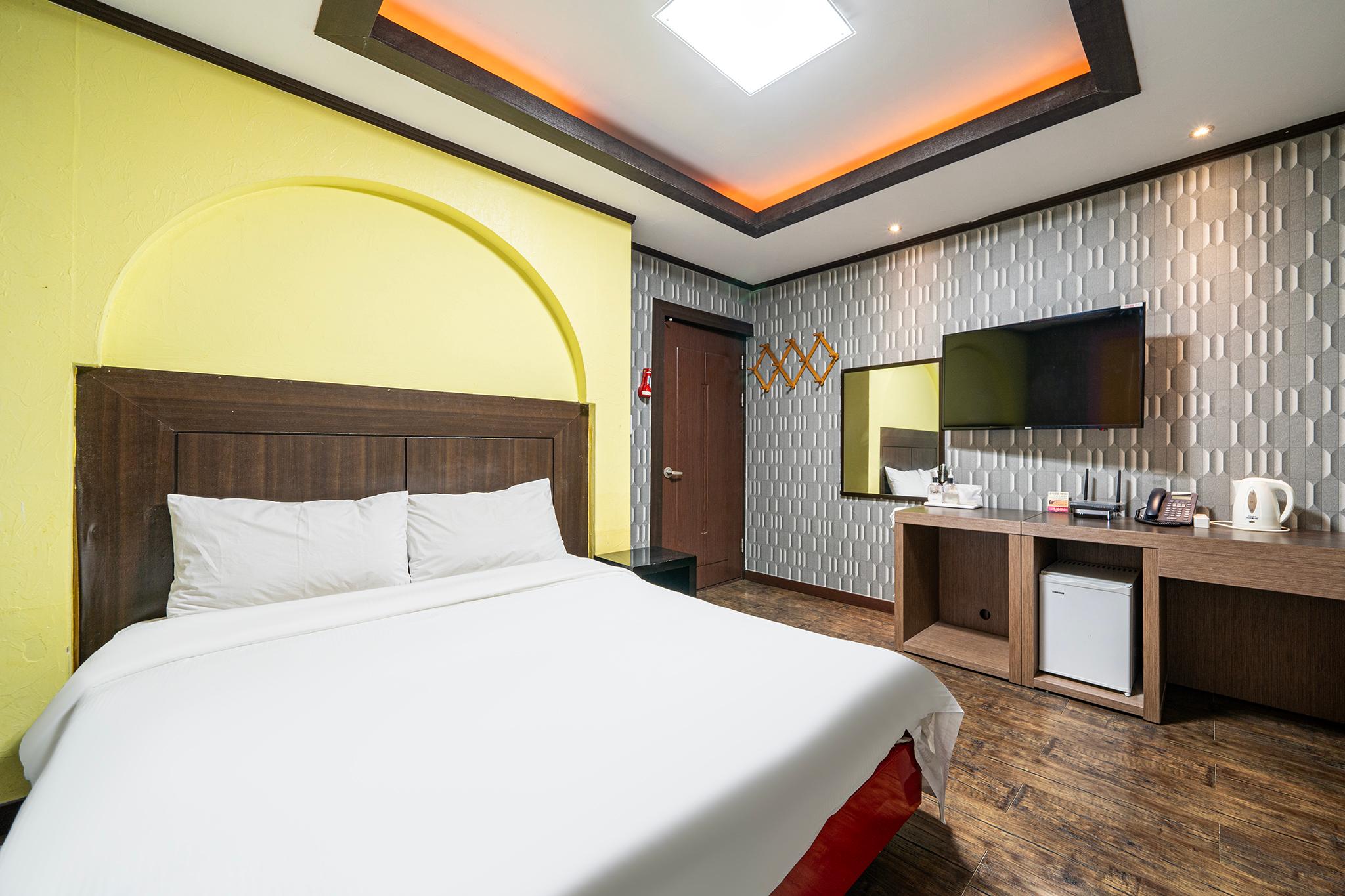 청주 오창 모텔 짝 (Cheongju Ochang Motel Jjak)