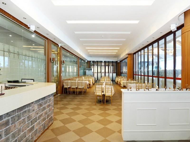 춘천 베어스 호텔 (Chuncheon Bears Hotel)