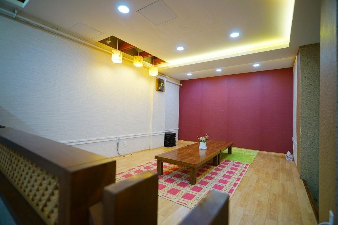 풍경 게스트 앤 호텔 (Jeonju Hanok Maeul Pungkyeong Guest and Hotel)