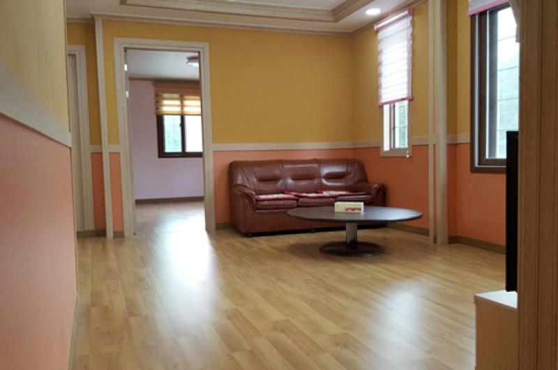 용인 사랑채펜션 (Yongin Sarangchae Pension)