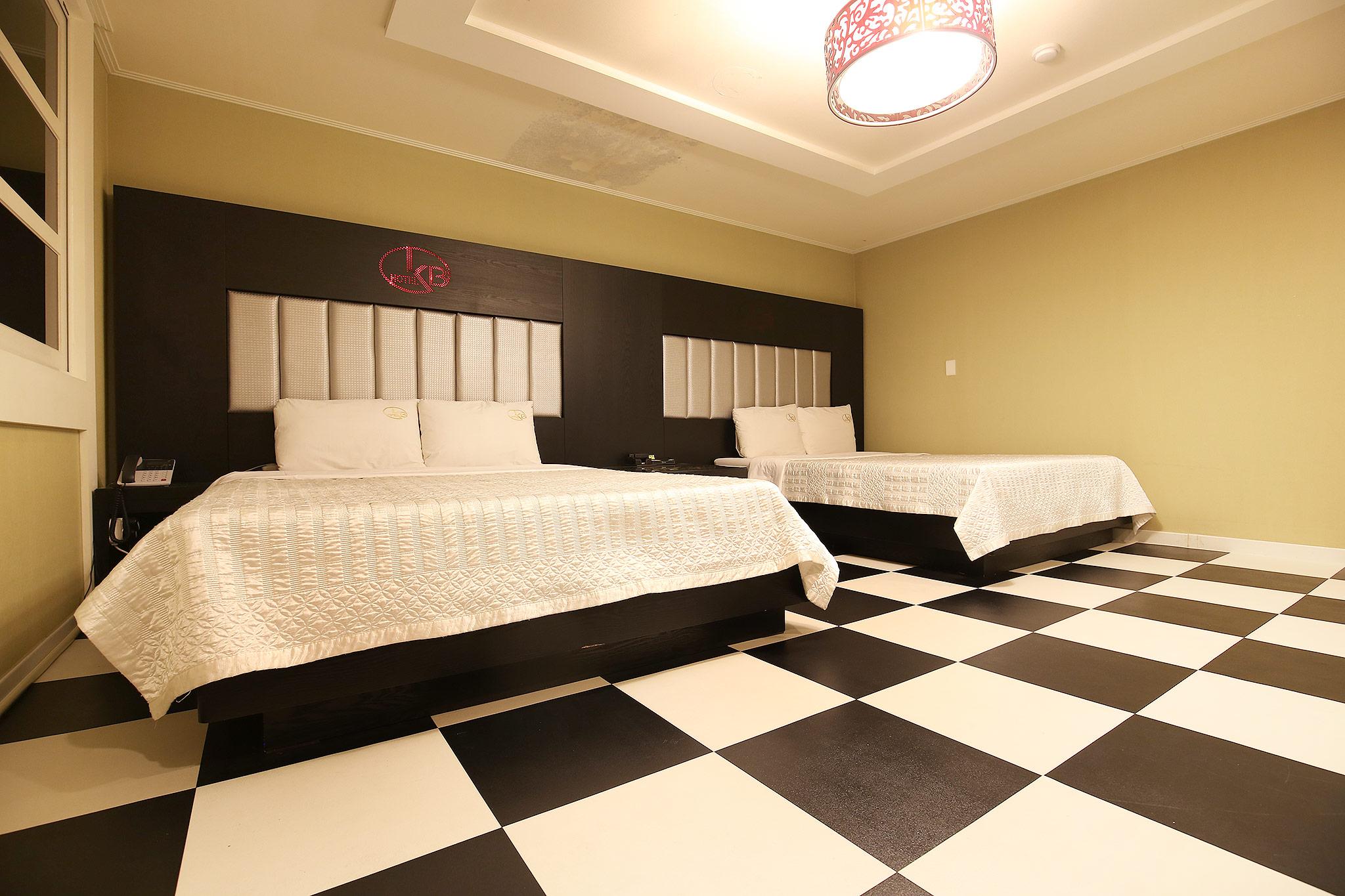 대전 용전 KB (Daejeon Yongjeon KB)