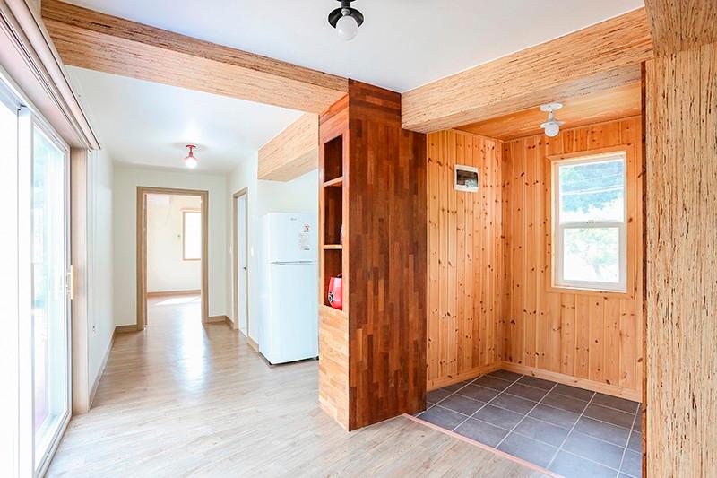 공주 하얀펜션 (Gongju Hayan Pension)