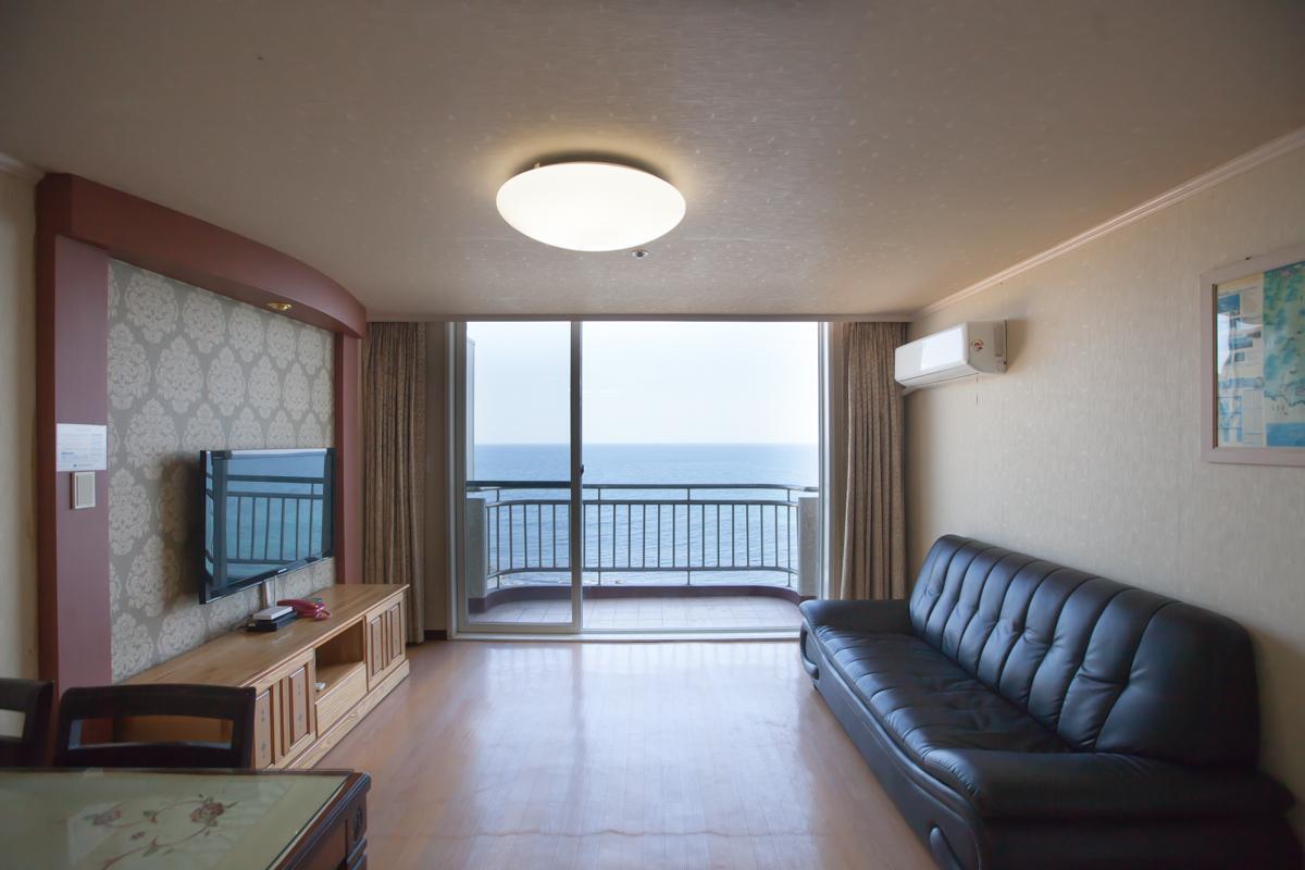 금강산 콘도 (Geumgangsan Condominium)