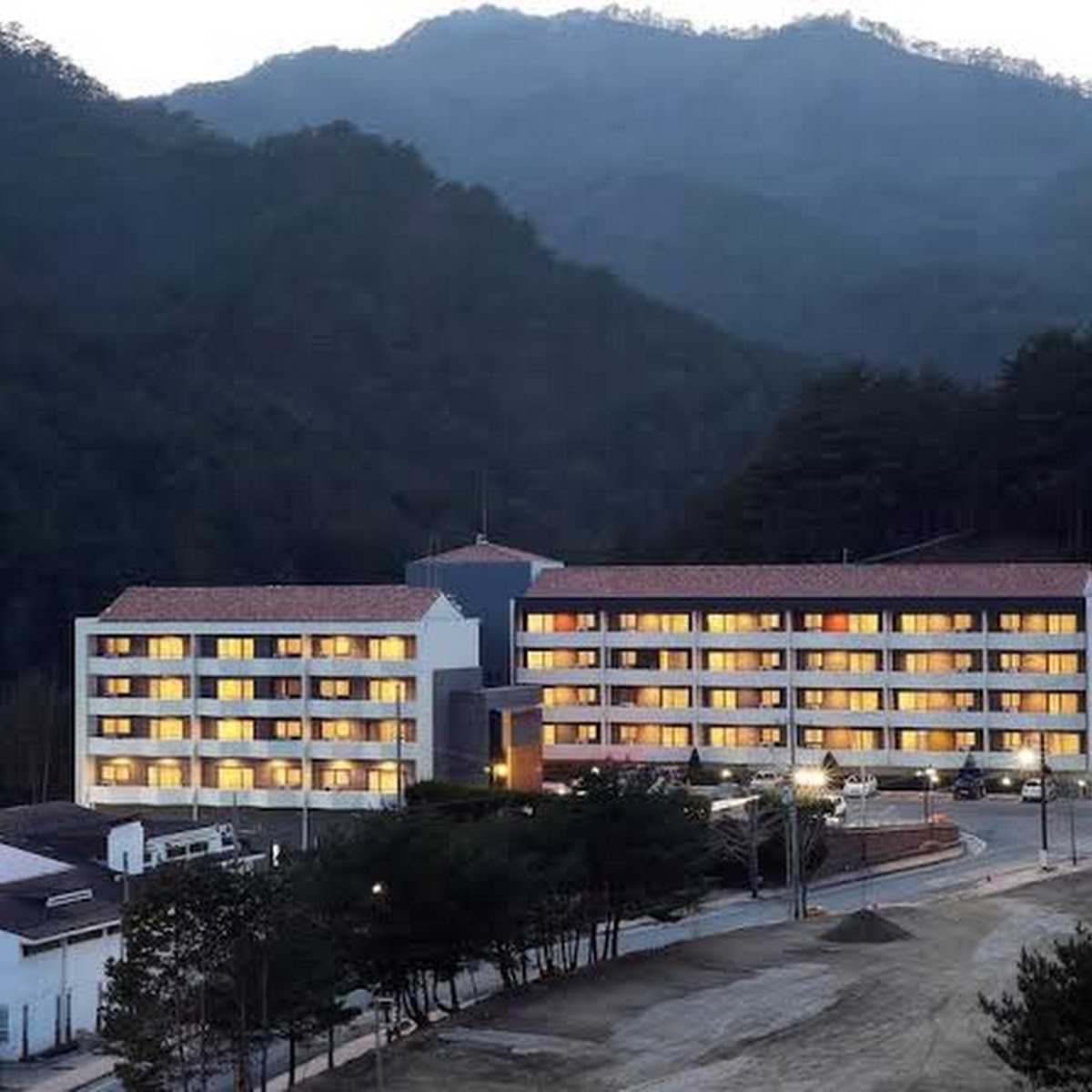 덕구온천호텔