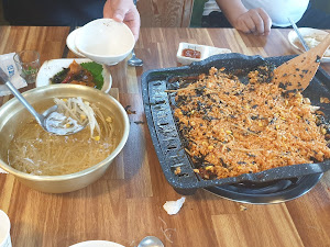 동치골허브야생화마을