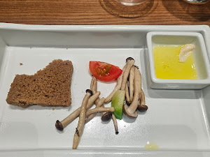 방유당 요즘 한식 다이닝 그레이츠 판교점