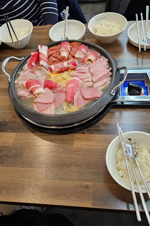 빅쭌부대찌게 광혜원점