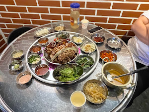 완미족발 아산배방점