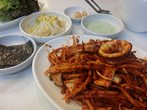 울릉도오징어보쌈