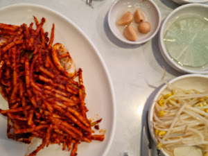 울릉도오징어보쌈