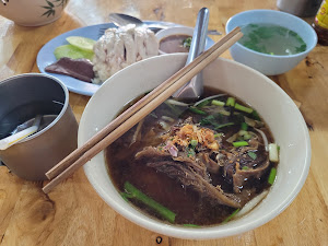 카오만까이 (닭고기 덮밥)