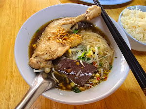 카오만까이 (닭고기 덮밥)