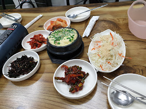 코코넷묵은지닭볶음탕