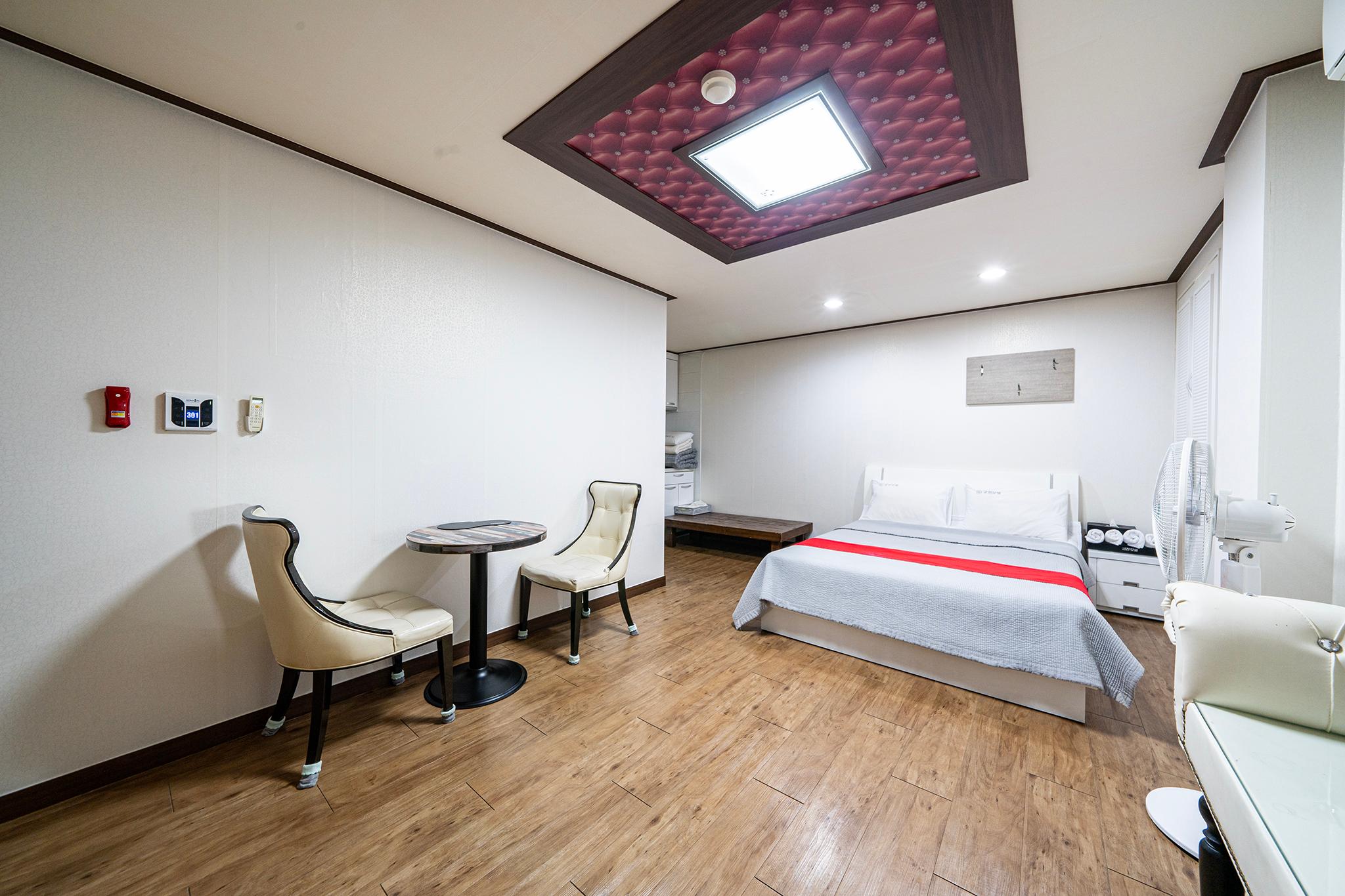 단양 궁전 (Danyang Gungjeon)