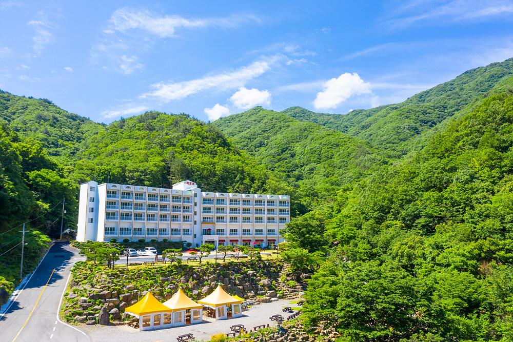 준성 리조트 (Junsung Resort)
