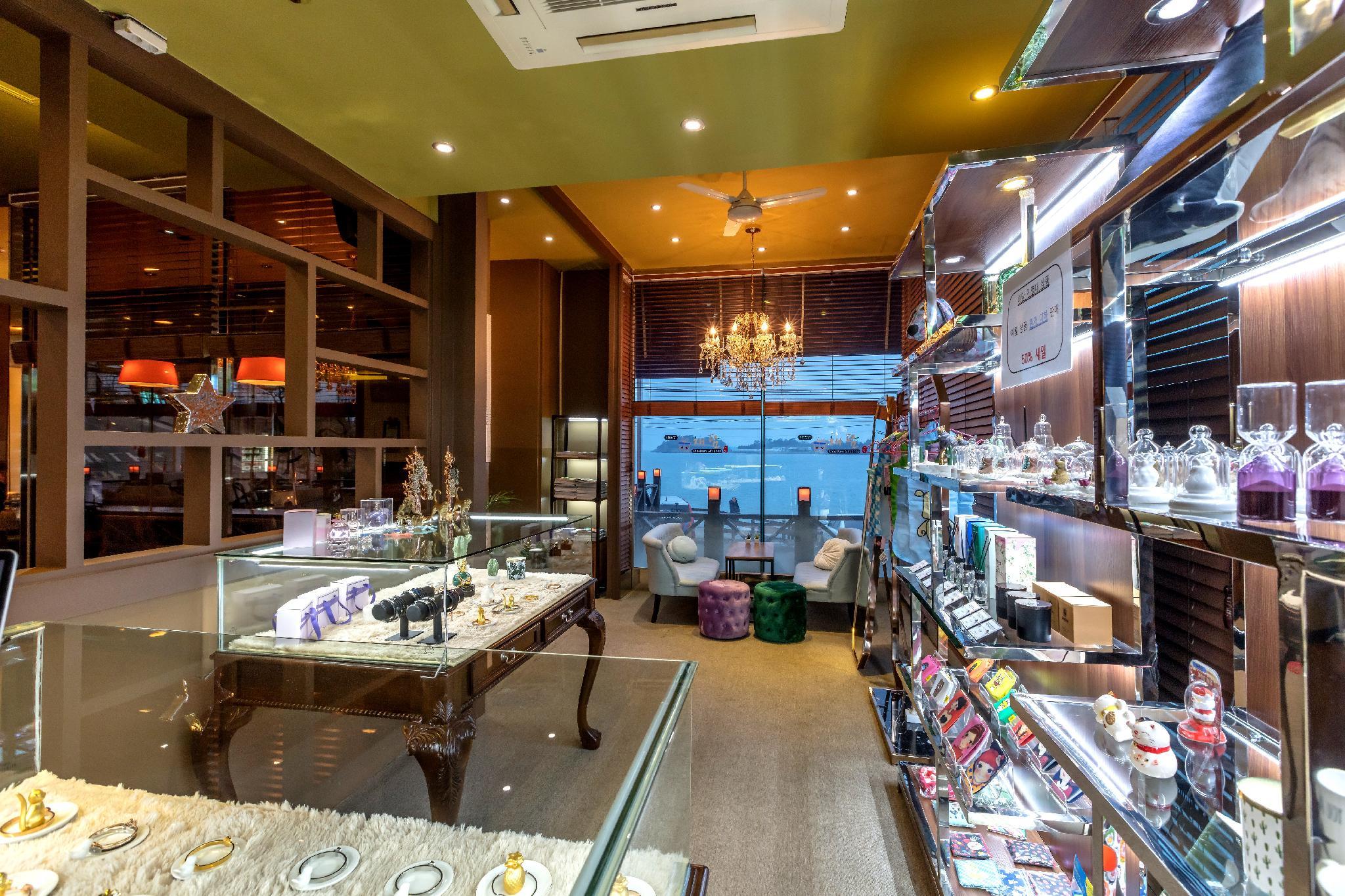 호텔 원 변산 (Hotel One Byeonsan)