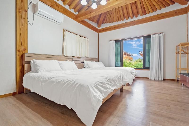 경주 신라한옥호텔풀빌라 (Gyeongju Shilla Hanok Hotel Pool Villa)