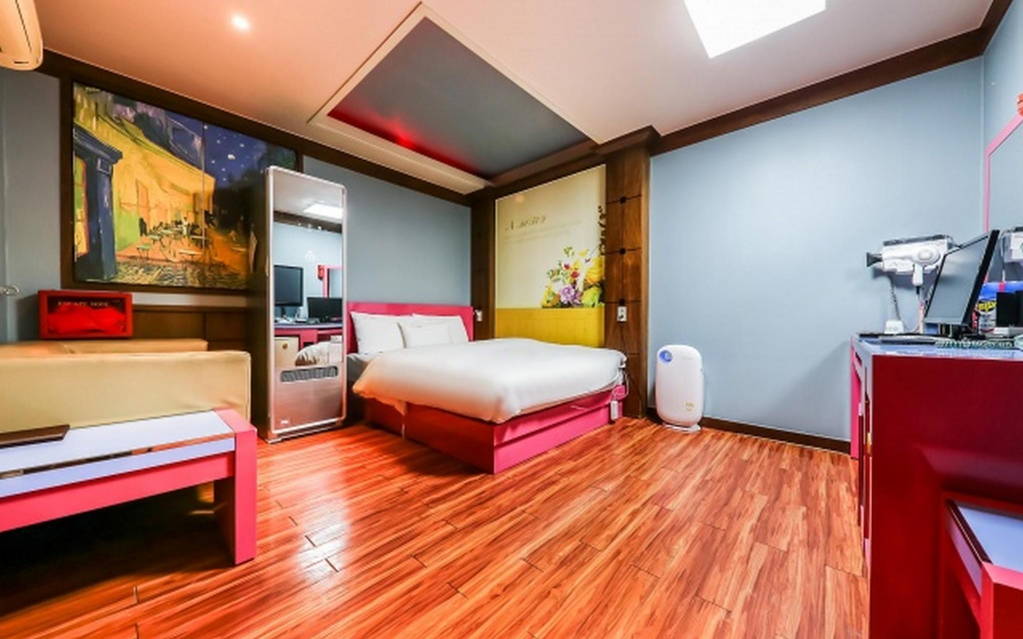 제천 N모텔 (Jecheon N Motel)