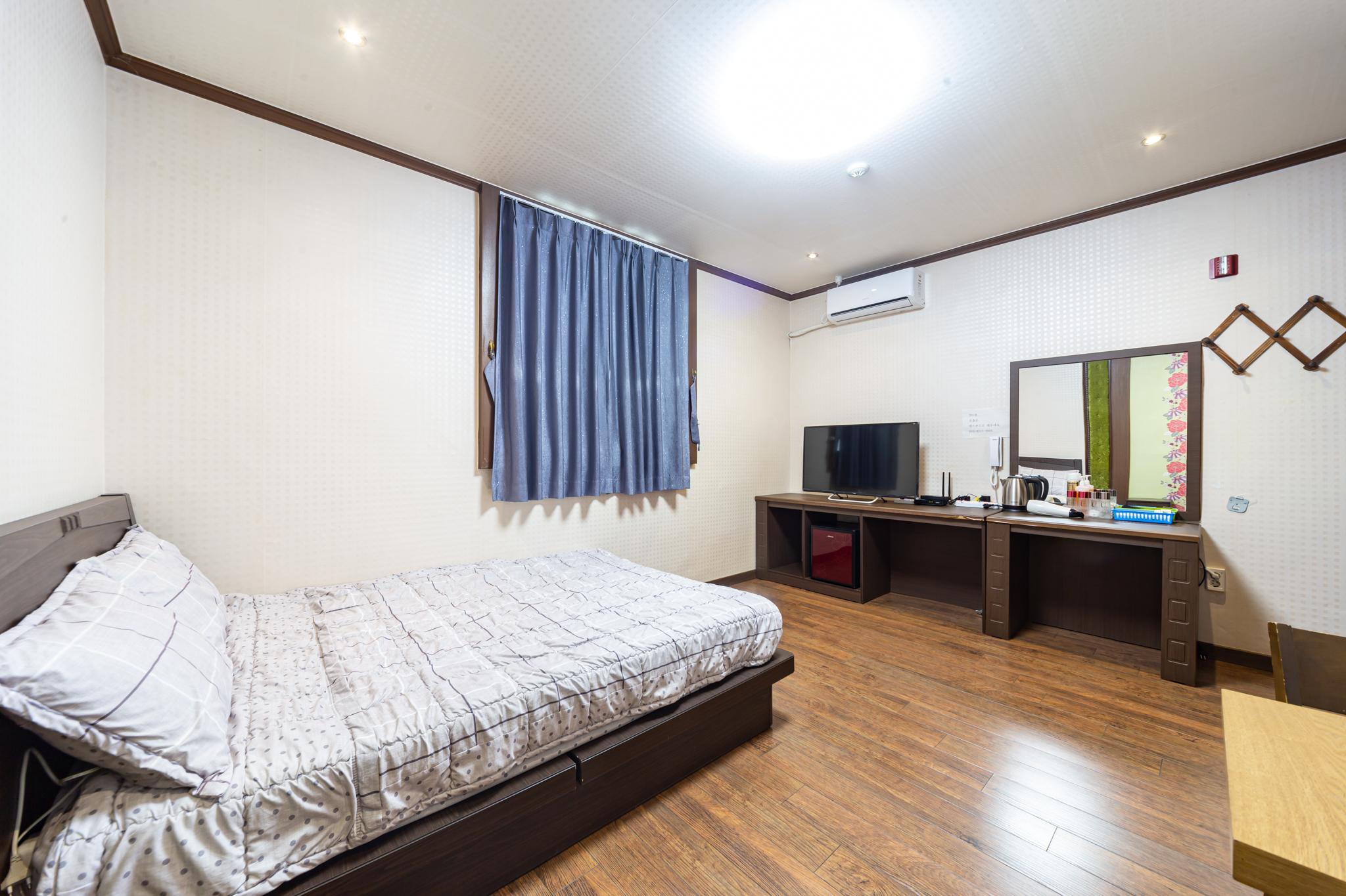 부안 M 무인텔 (Buan M Motel)