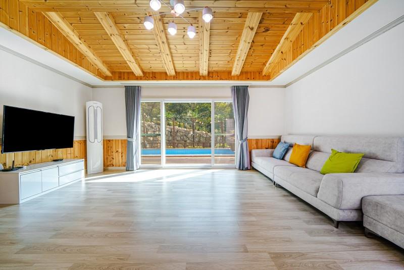 경주 와일드풀빌라펜션 (Gyeongju Wild Pool Villa Pension)