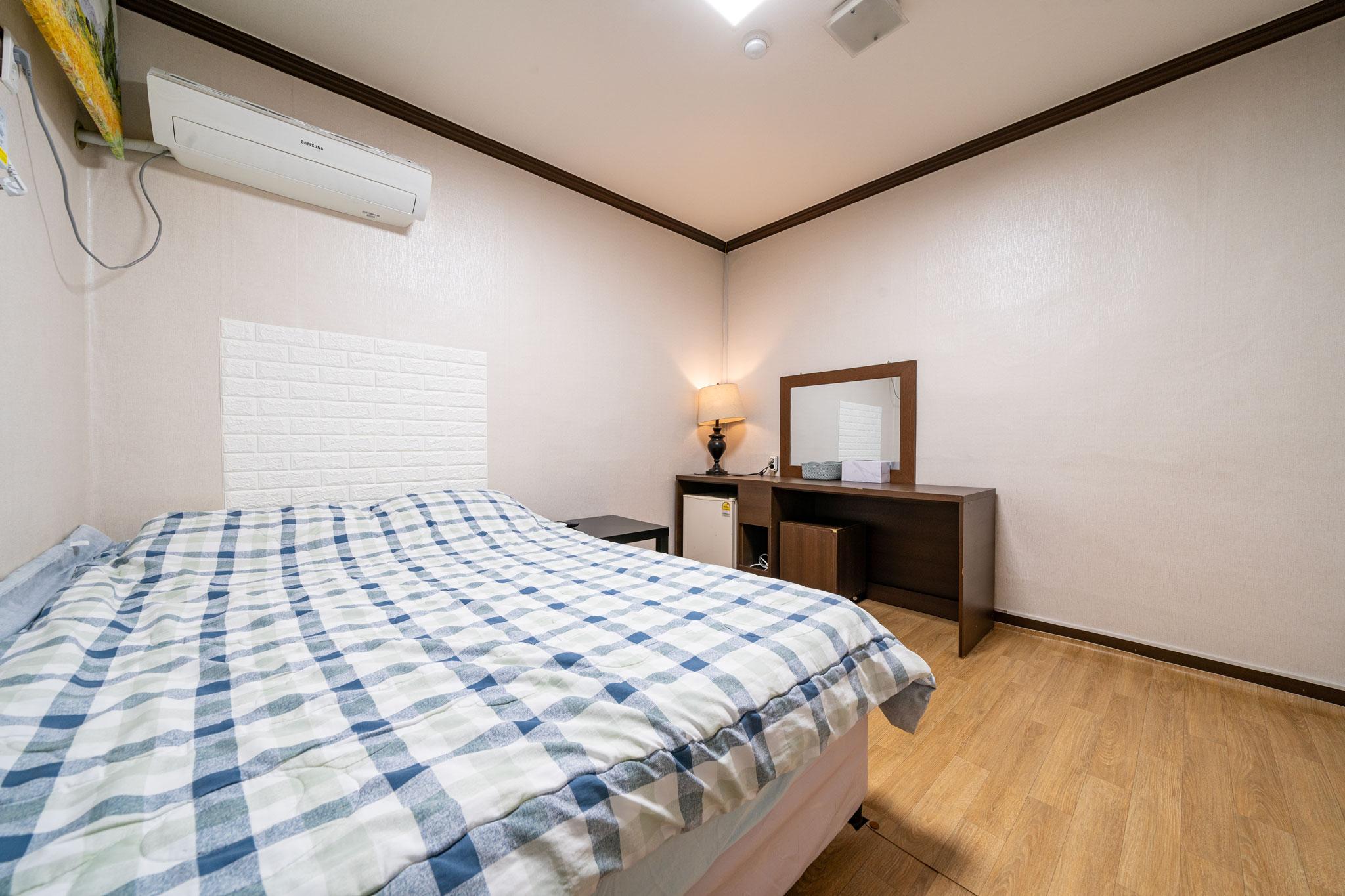 렘넌트 게스트하우스 (Remnant Guesthouse)