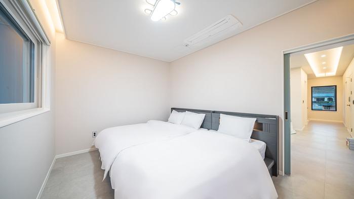 Yoon Story Kids Pool Villa