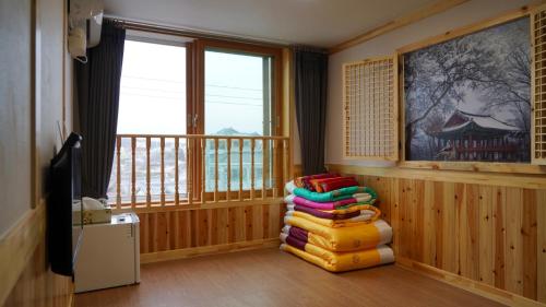 전주 정가한옥 펜션 (Jeonju Jeongga Hanok Pension)