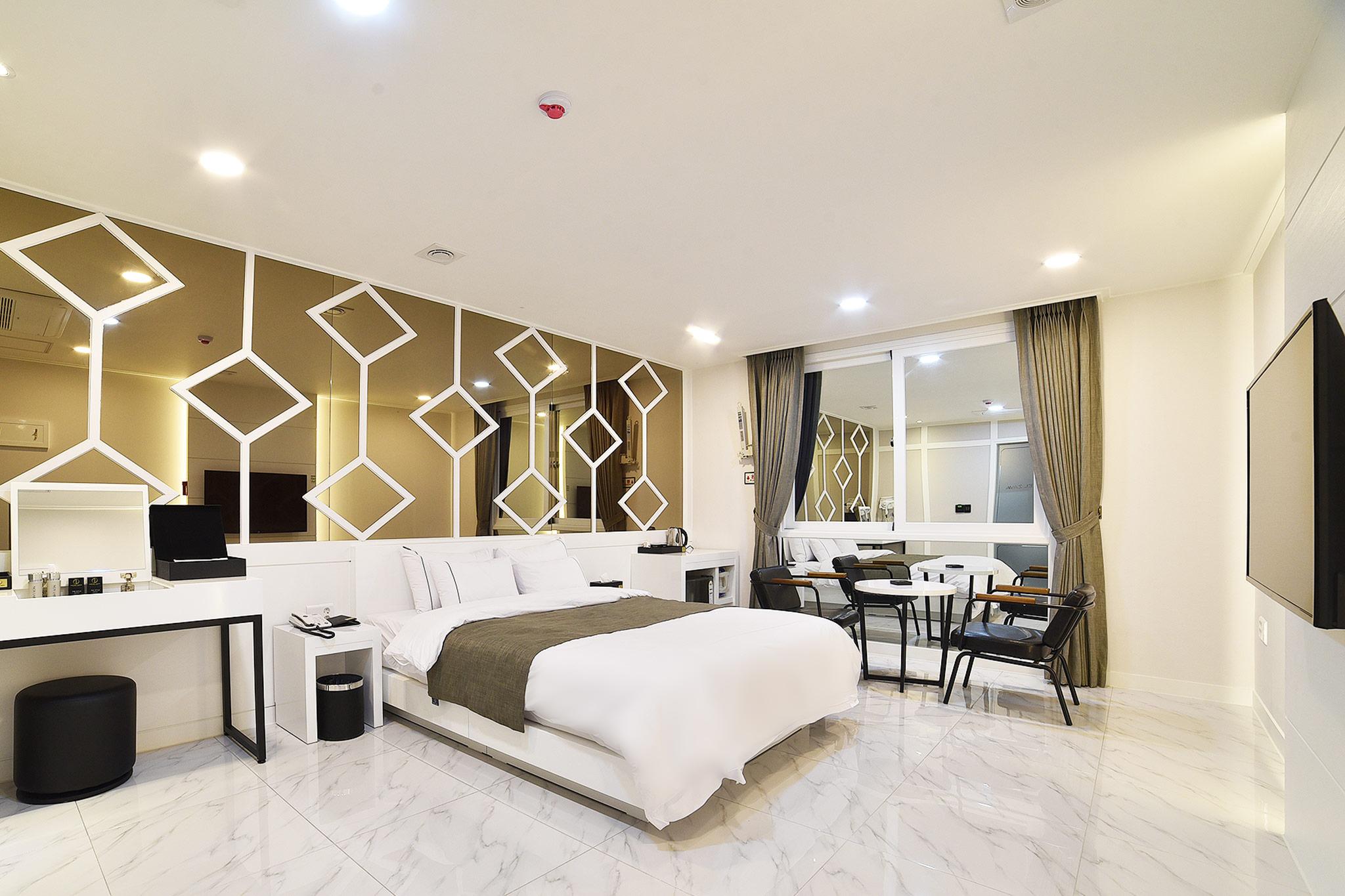 호텔 자바 (Yeosu Hotel ZAVA)