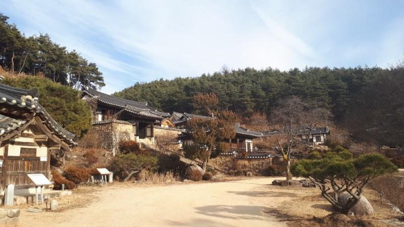 안동 군자마을한옥스테이펜션 (Andong Gunja Village Hanok Stay Pension)