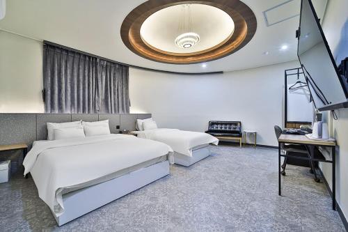 호텔리온 (Hotel Lion)