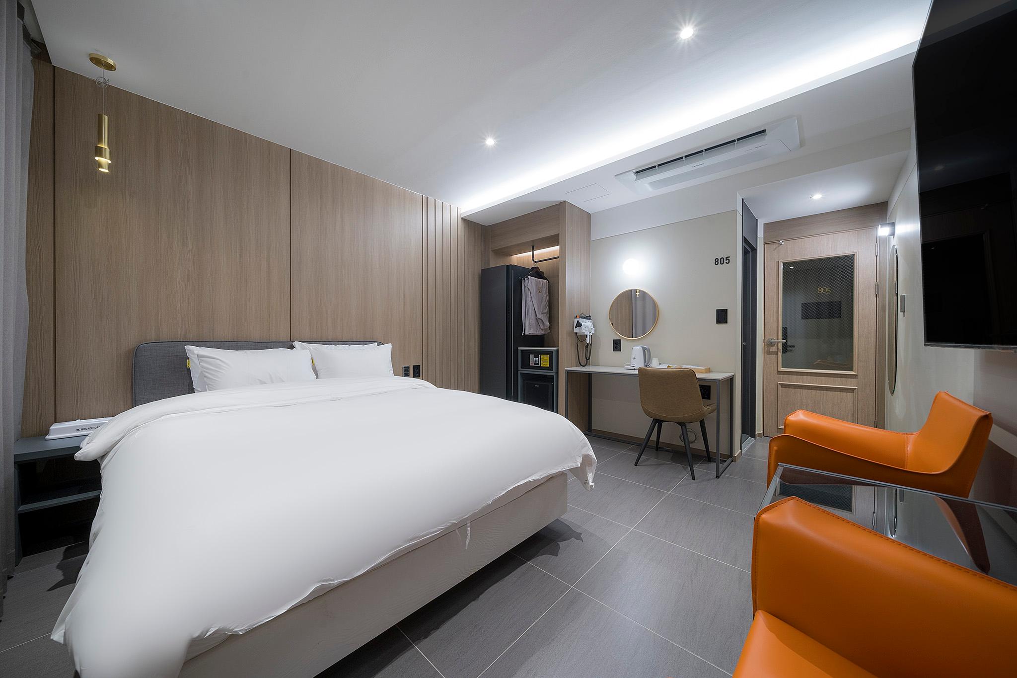 대구 동대구역 하운드 대구동대구역 (Daegu Dongdaegu Station Hound Daegu Dongdaegu Station)