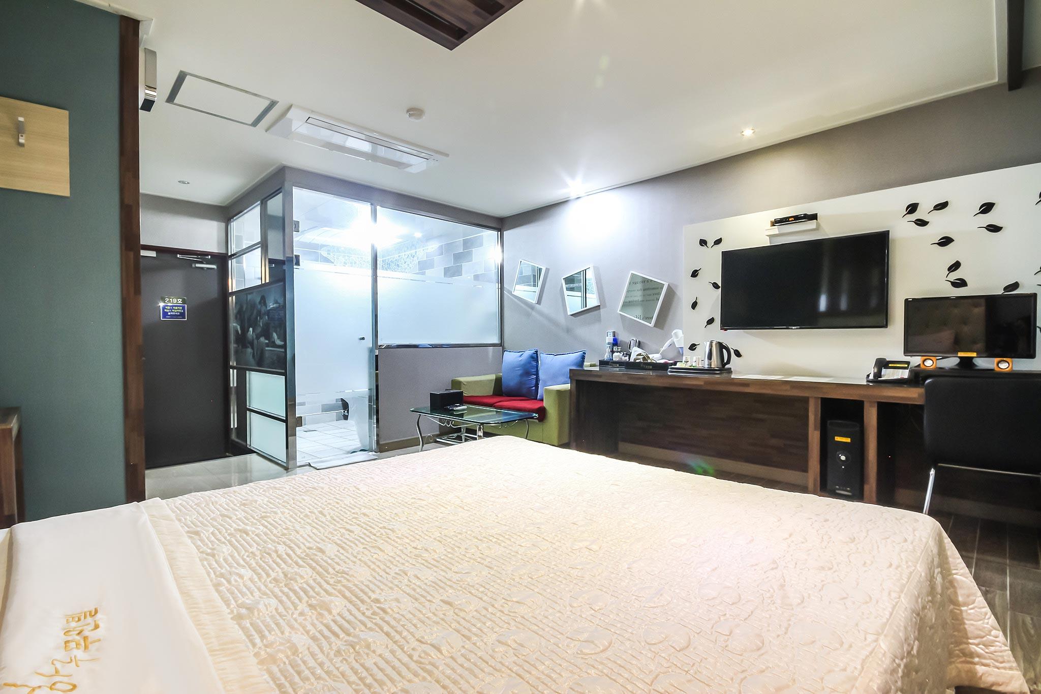 광양 하루 (Gwangyang Haru)