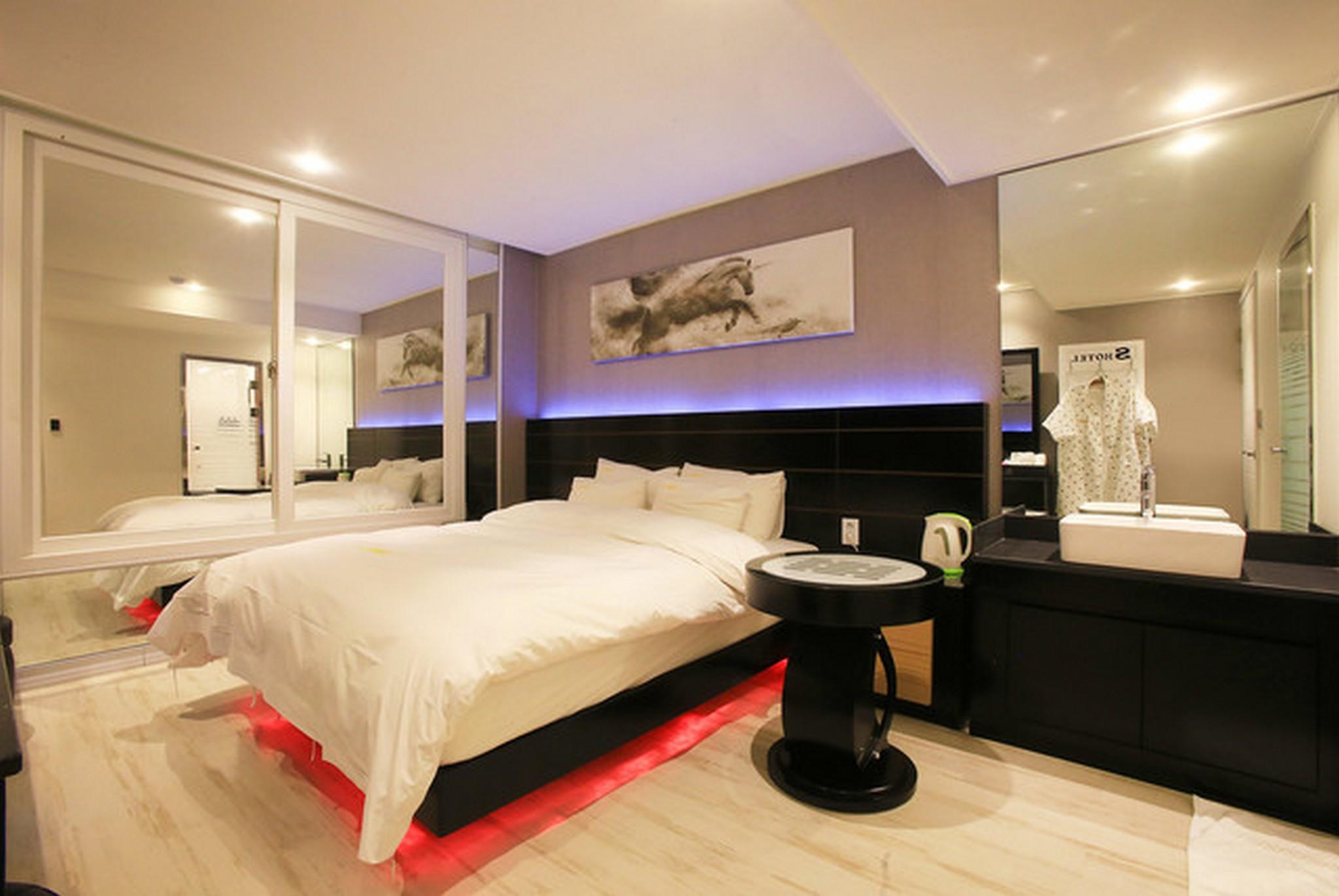 양평 Hotel Show (Yangpyeong Show Hotel)