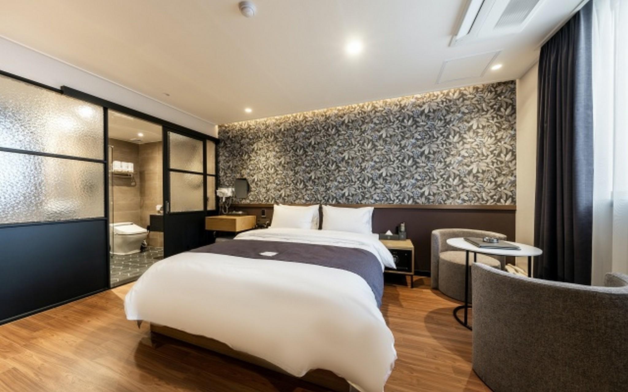 브라운도트 수원인계점 나혜석거리 (Brown Dot Suwon Ingye Branch Nahyeseok Street)