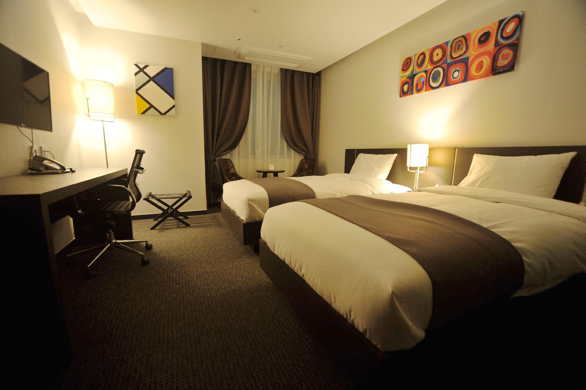 용인 센트럴 코업호텔 (Yongin Central CO'OP Hotel)