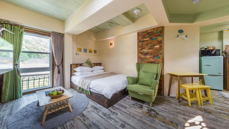 괴산 글램펜션 (Goesan Glam Pension)