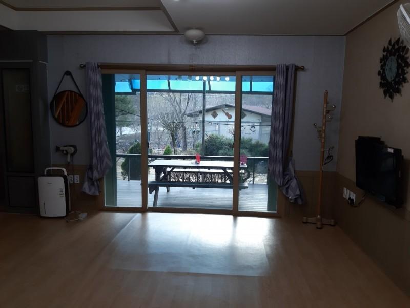 김천 바람재두리펜션 (Gimcheon Wind Jaeduri Pension)