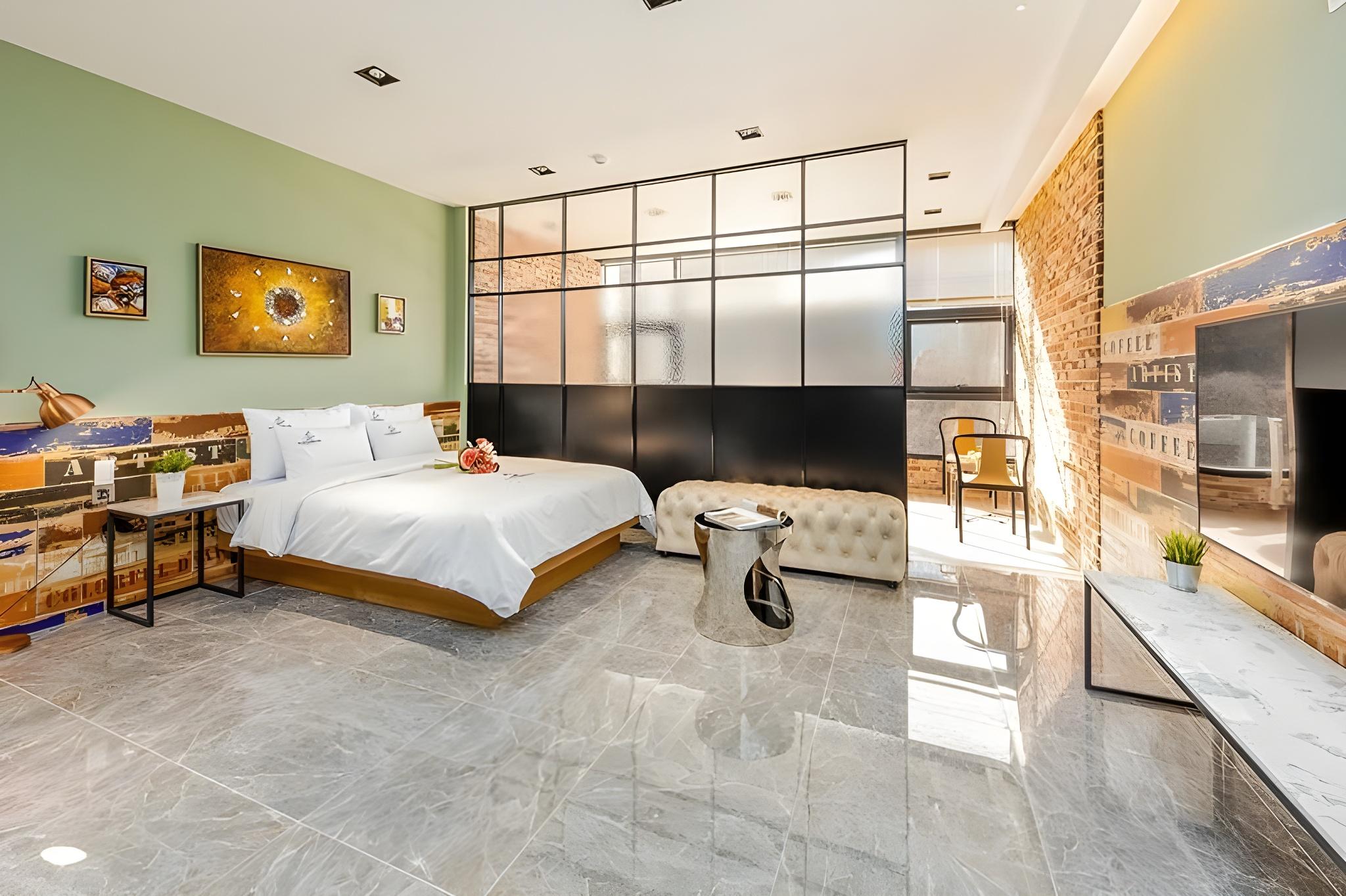 무주 마리나&스위트풀빌라스파펜션 (Muju Marina & Suite Pool Villa Spa Pension)