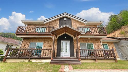 가평 플레이38 스파펜션 (Gapyeong Peulrei38 Pension)