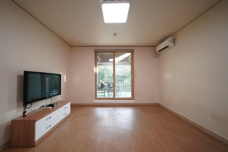 공주 더존펜션 (Gongju Duzone Pension)