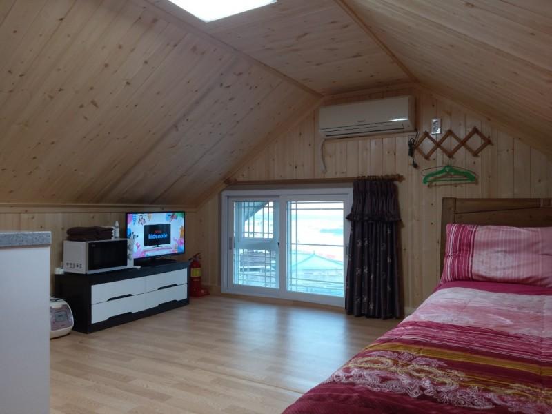 울진 해맞이펜션 (Uljin Haemaji Pension)