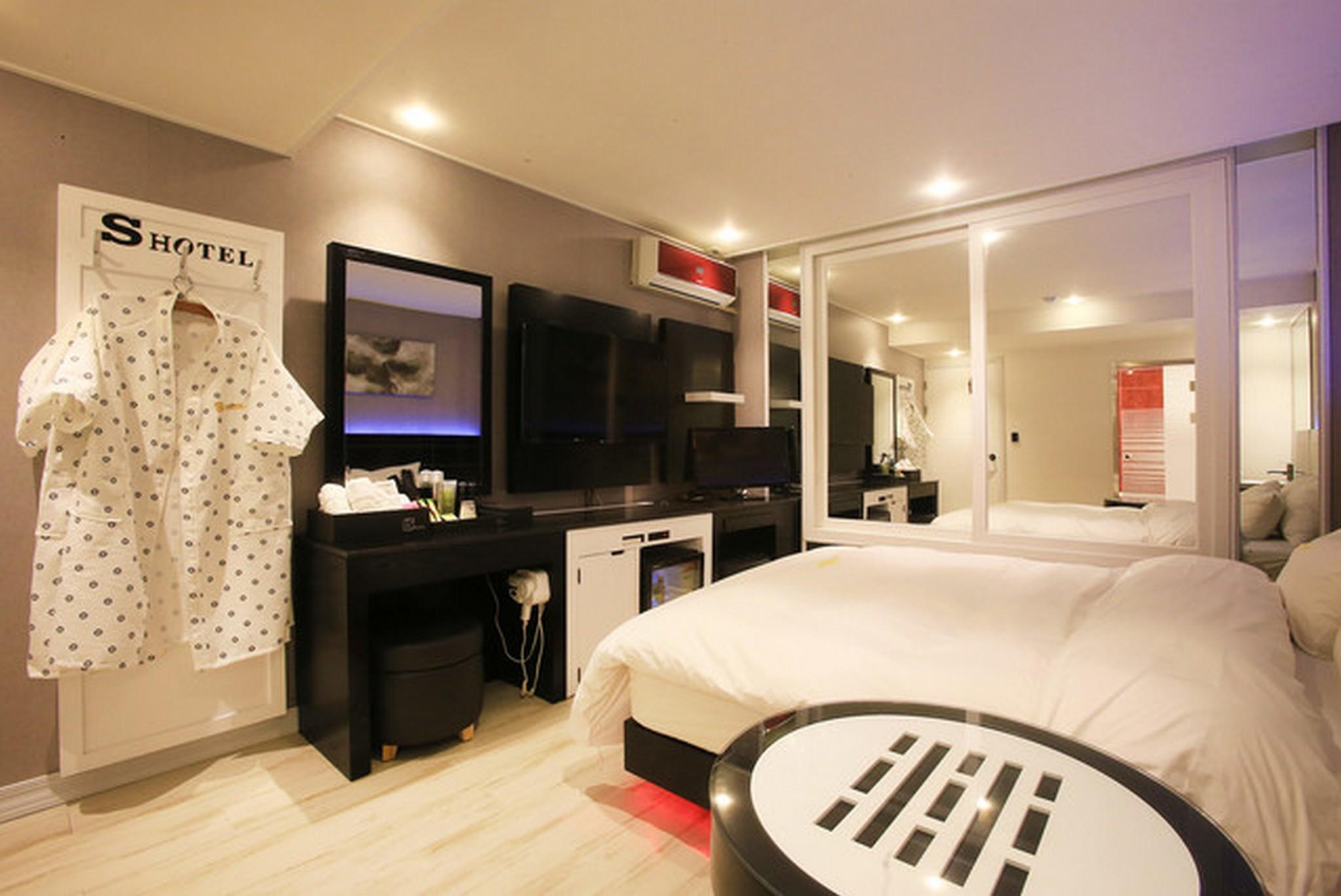 양평 Hotel Show (Yangpyeong Show Hotel)