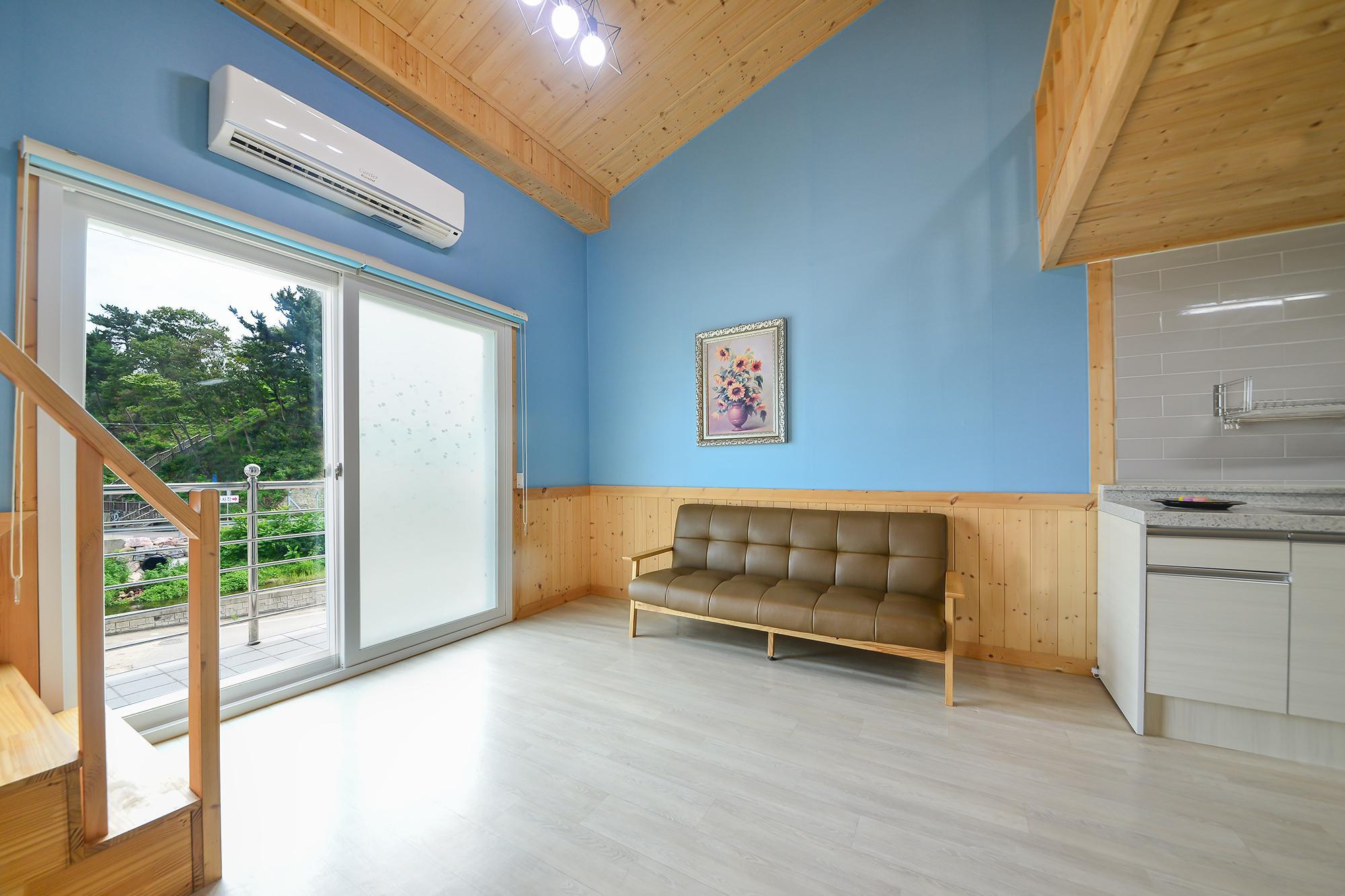 삼척 힐링캠프 펜션 (Samcheok Healingcamp Pension)