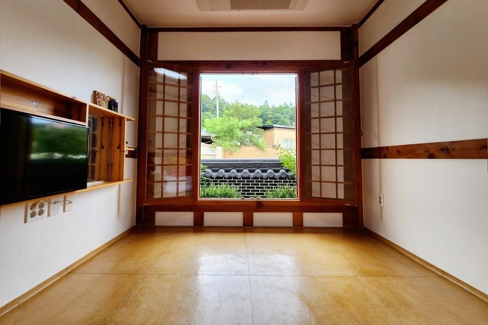 이가 한옥 (Leega Hanok)