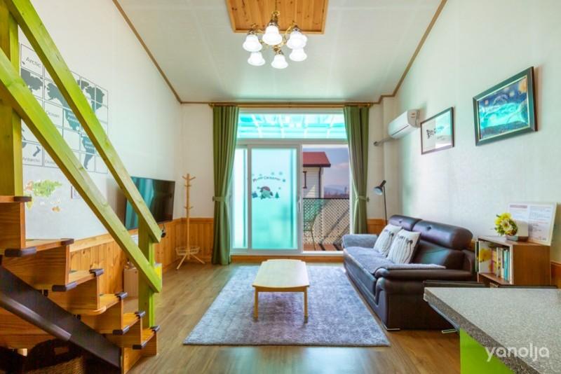 평창 꿈꾸는다락방펜션 (Pyeongchang Dreaming Garret Pension)