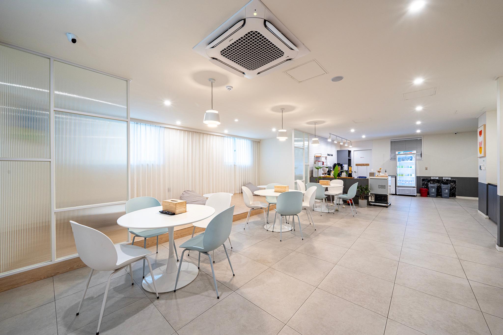 대전 브라운도트 월평점 (Daejeon Brown Dot Wolpyeong Branch)