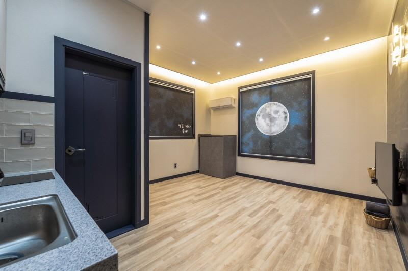 달빛아래 (Boryeong (Daecheon) Under the Moonlight)