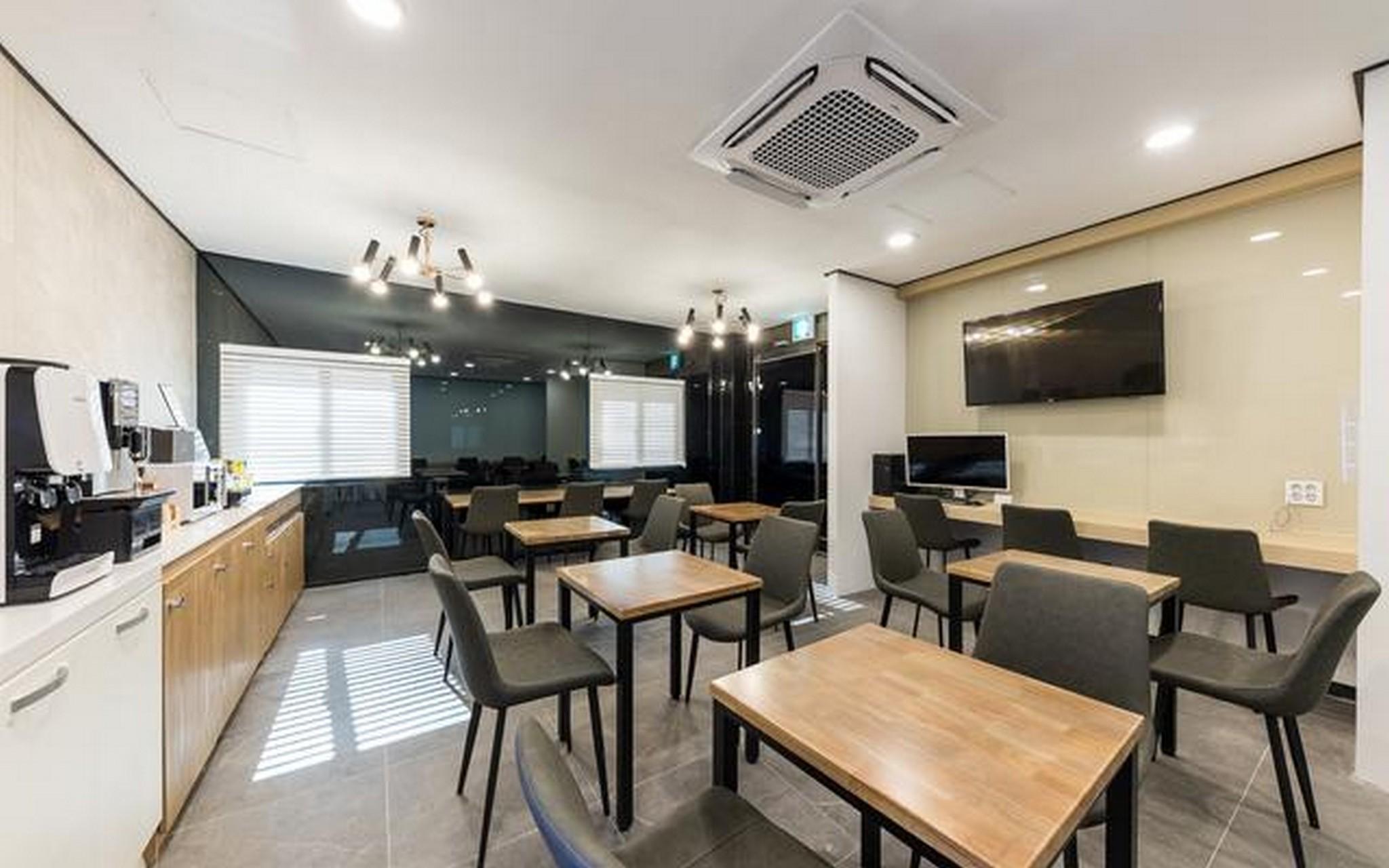 천안 아덴 호텔 (Cheonan Aden Hotel)