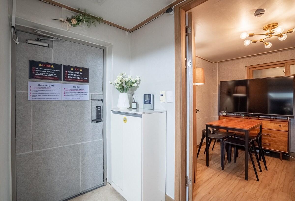 관악의 프라이빗 하우스 (39m², 침실 2개, 프라이빗 욕실 1개) (Seosho-gu[이수역] 아기자기한 2층 침대 숙소)